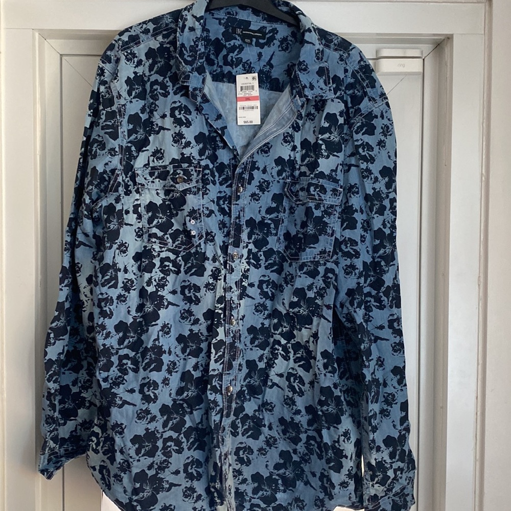 Mens Button Down New with tag